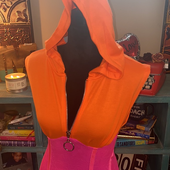 I’m still the Pink Starburst! - Picture 4 of 5